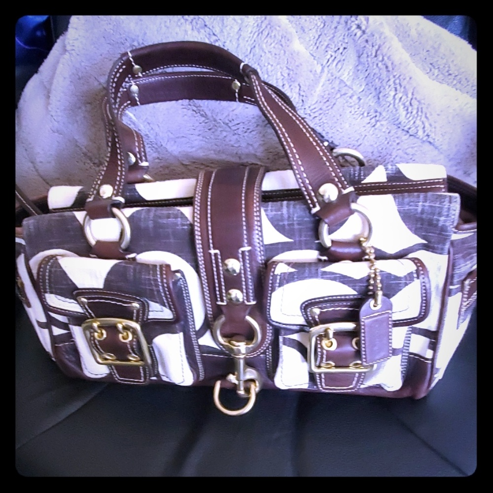 Like new Coach purse